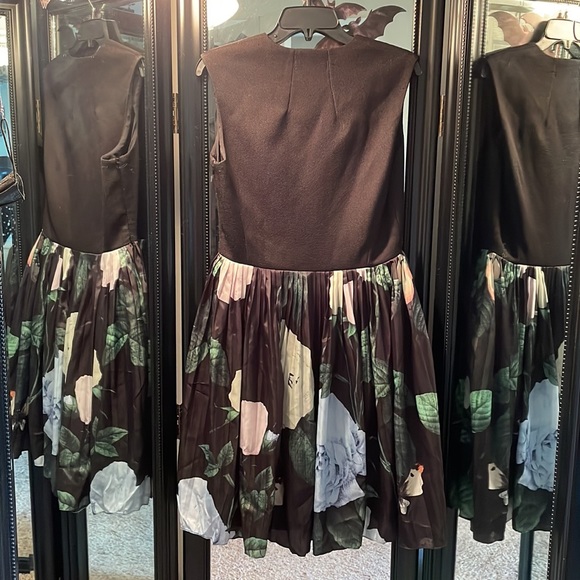 🌸Black Floral Skirt A-line Dress - Picture 2 of 2